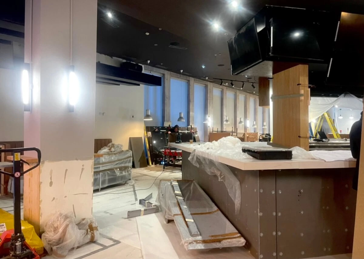 sunderland-office-lobby-painting-foxglove-decor Sunderland property interior decorated by Foxglove Decor, painters and decorators in Easington.